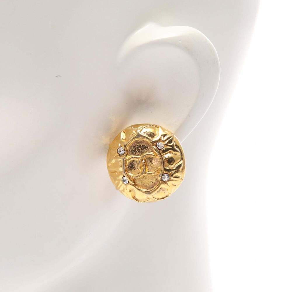 CHANEL Authentic White Logo Earrings - Picture 5 of 7